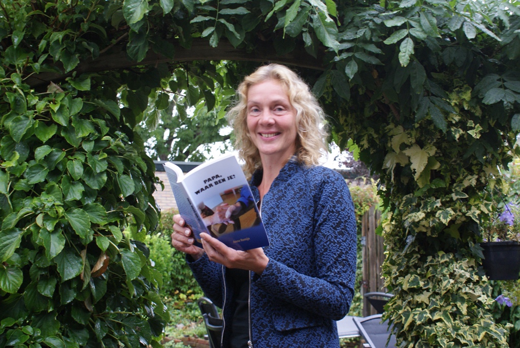 Anne Remijn schreef een boek over de lijdensweg van Alzheimerpatiënten en mantelzorgers. 